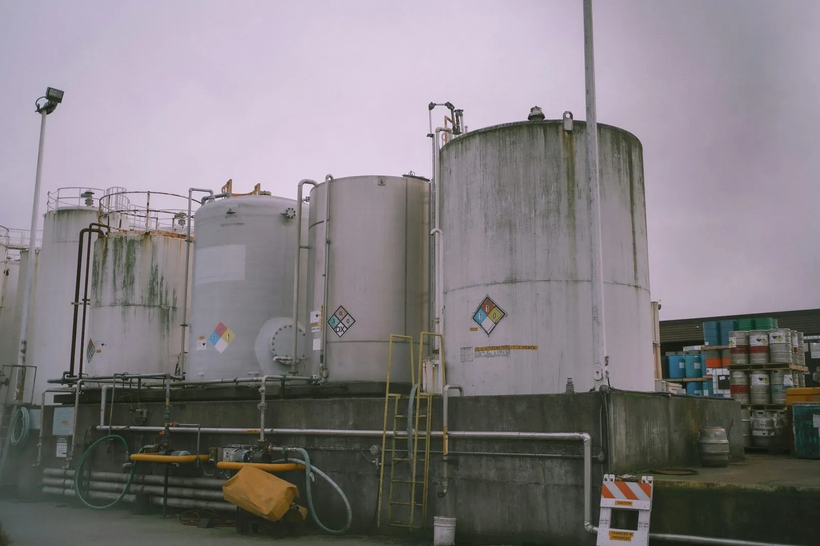 Bulk storage tanks at a depot